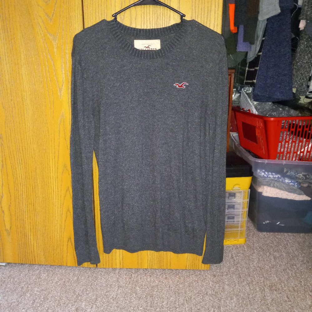 Womens Hollister small wool sweater